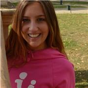 Studentessa di Economia con Esperienza , seria, puntuale e attenta ai bisogni dello studente